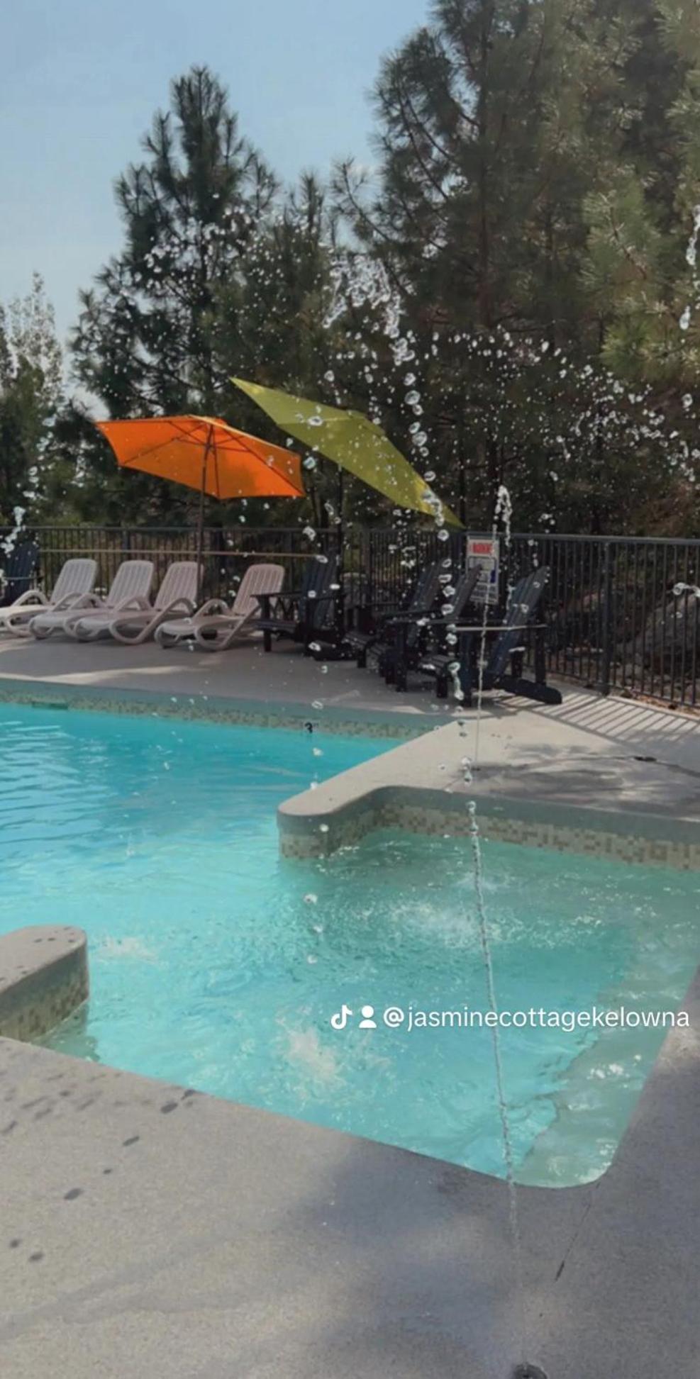 Jasmine Cottage Kelowna Extérieur photo